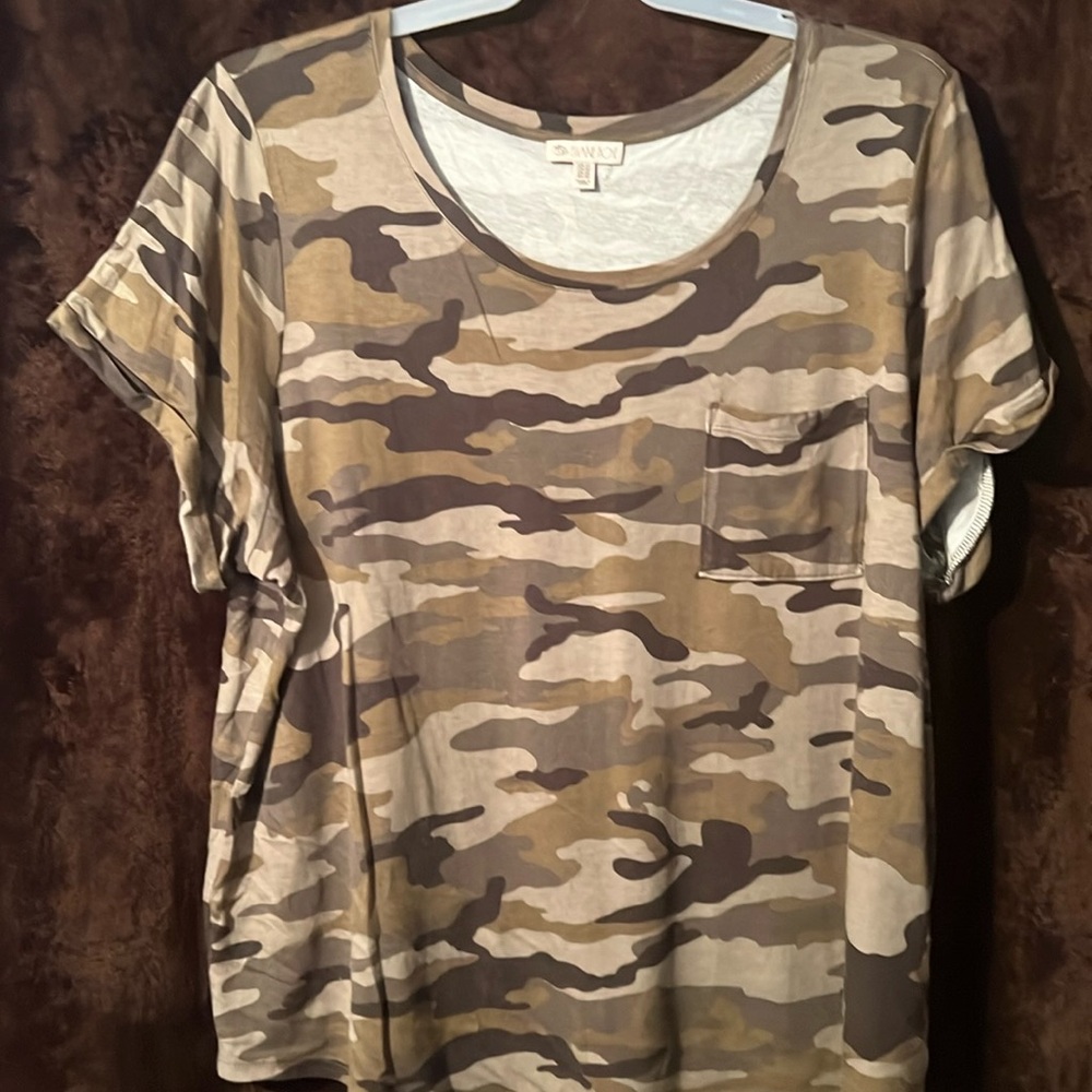 Eliane Rose camo t shirt